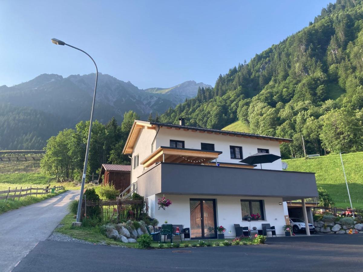 Haus Bazigg Apartment Klosterle am Arlberg Exterior photo
