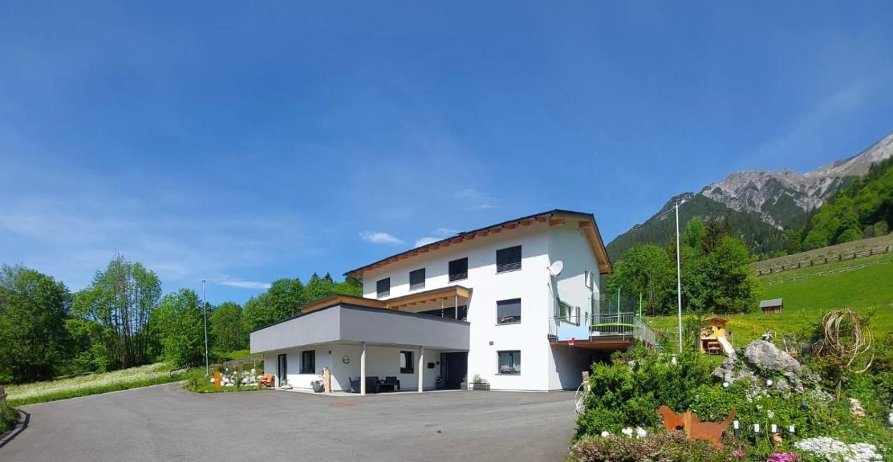 Haus Bazigg Apartment Klosterle am Arlberg Exterior photo
